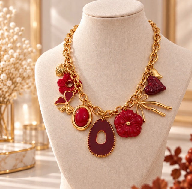 RED CHARMS CHOKER
