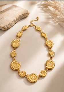 SUMMER CHOKER