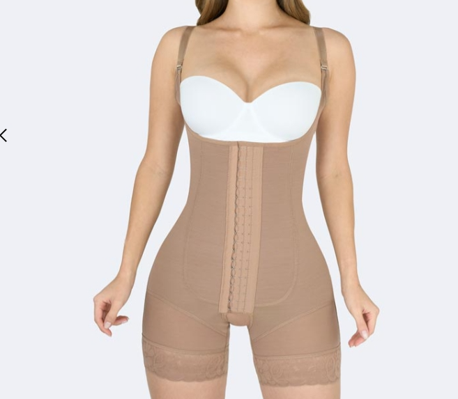 *Body short con tirantes