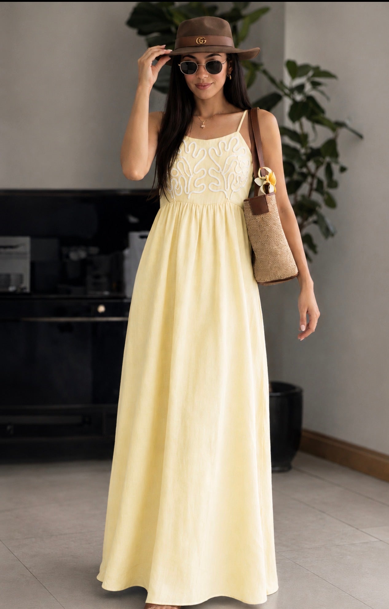 Vestido Largo de Hilo Bordado sin Tirantes