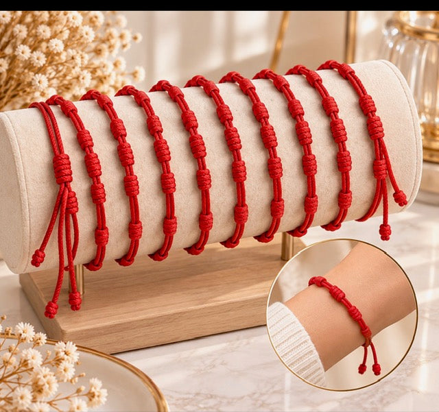 RED STRING BRACELET